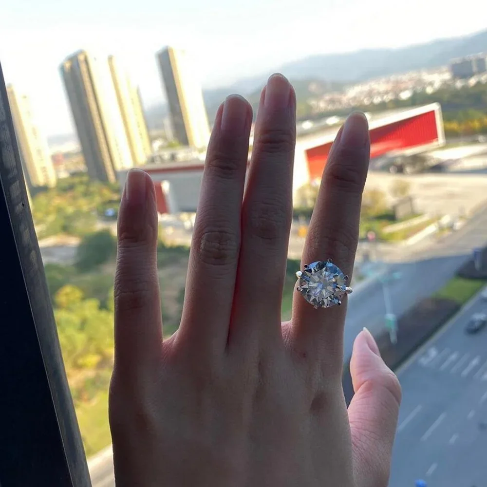 Certified 10ct. t.w. Moissanite Diamond Solitaire Engagement Ring NEW - Picture 12 of 16